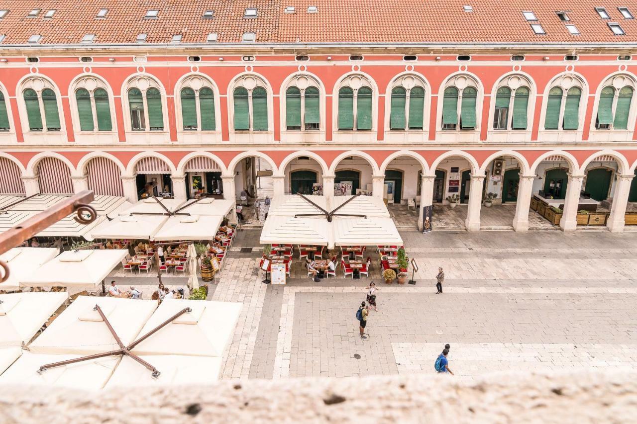 Apartamento Loft At Republic Square Split Exterior foto